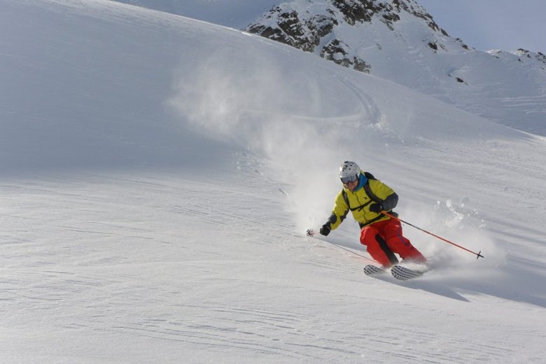 Enhancing Ski Performance: Five Advanced Techniques for the Skilled Skier