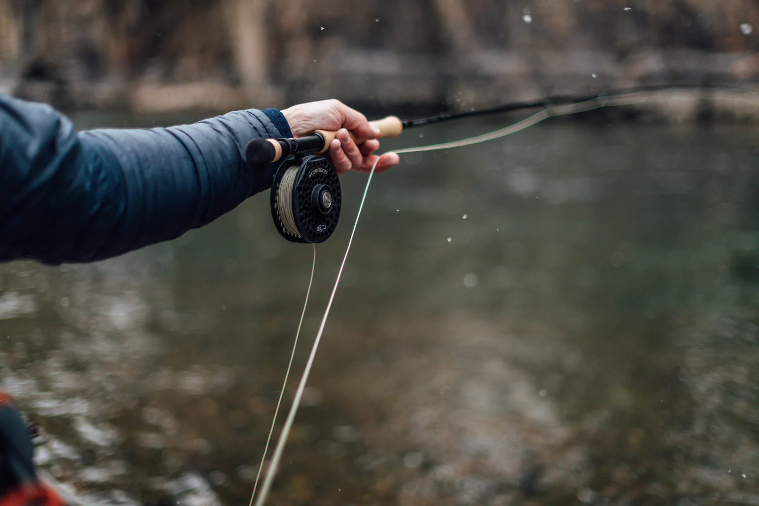 5 Essential Tips for Beginners to Master Fly Fishing